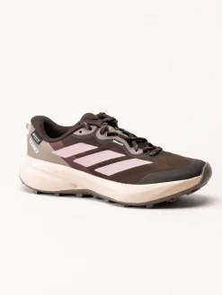 Adidas - Terrex Tracefinder Plus - Mörkbruna sneakers
