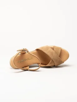 Alberville - Vendy Suede Elche - Ljusbruna kilklackade sandaletter i mocka