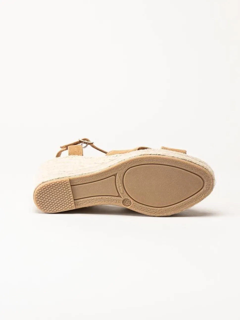 Alberville - Vendy Suede Elche - Ljusbruna kilklackade sandaletter i mocka
