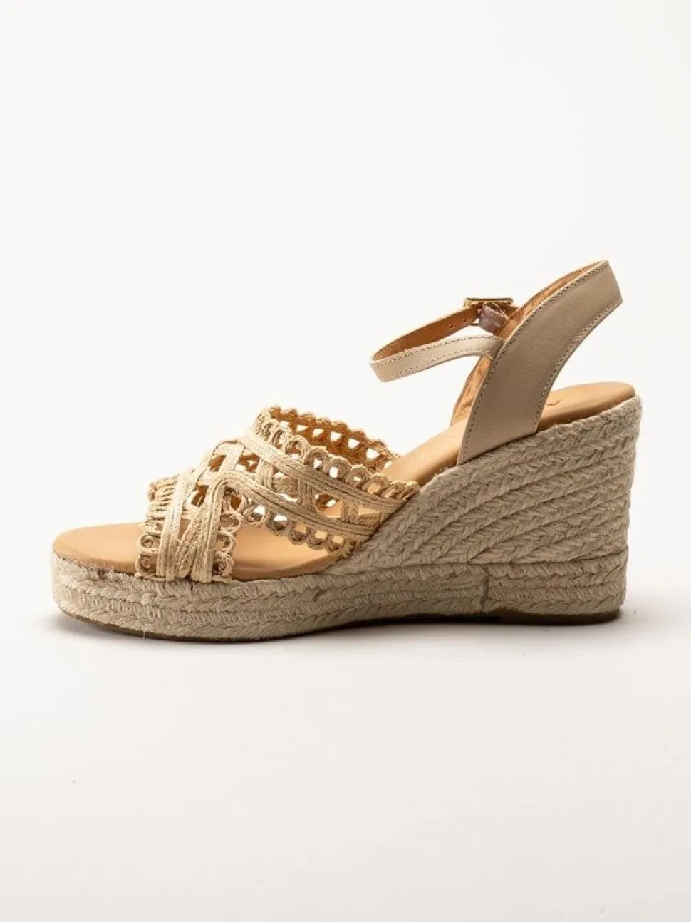 Alberville - Viveca Macrame - Beige kilklackade sandaletter