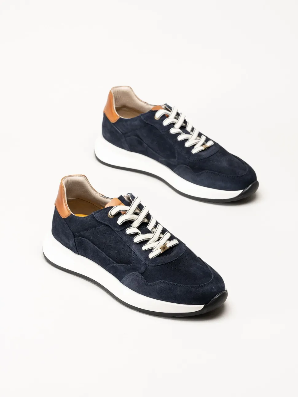 Ambitious - Marinblå sneakers i mocka och skinn