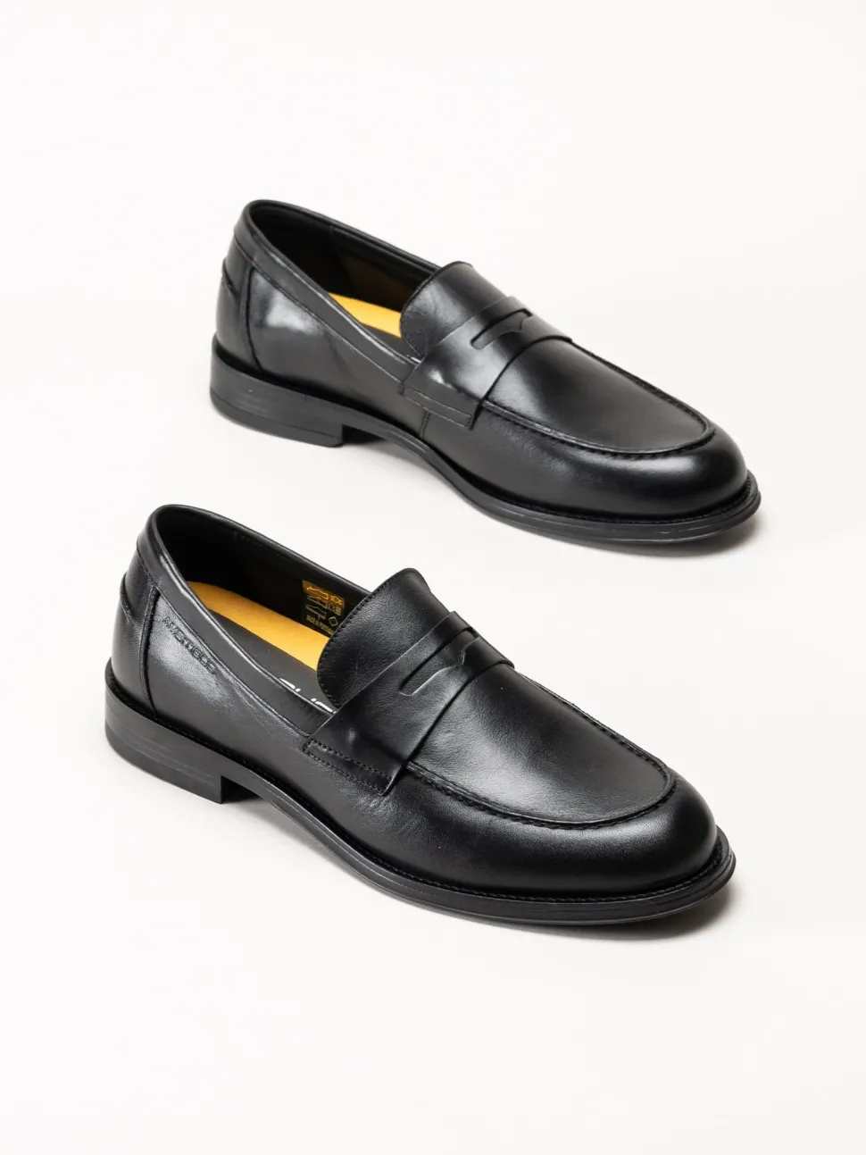 Ambitious - Svarta pennyloafers i skinn