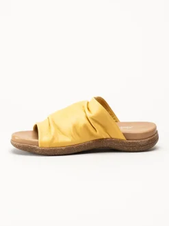 Andrea Conti - Gula sandaler i skinn
