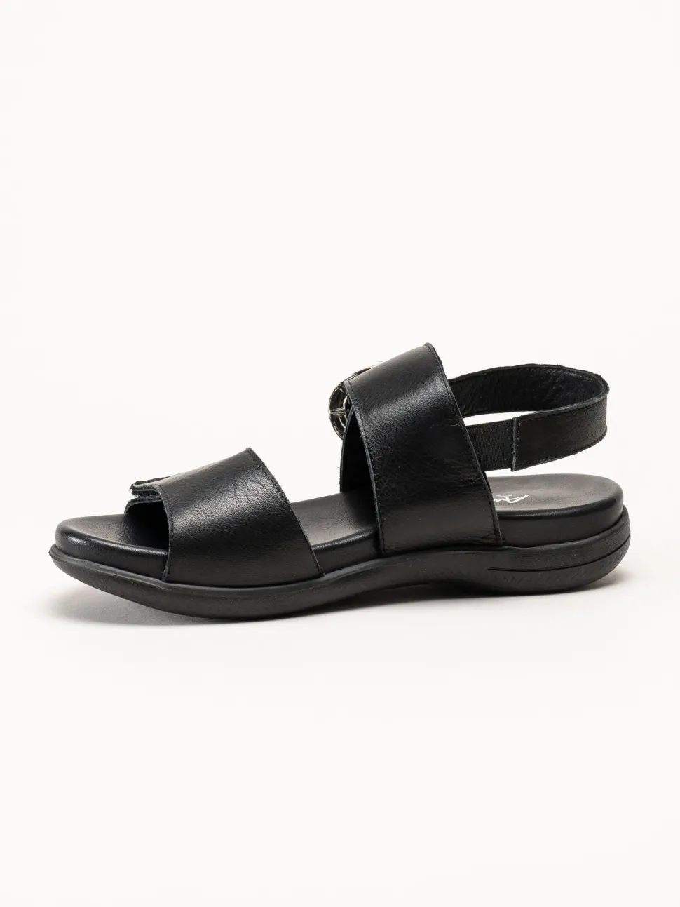 Andrea Conti - Svarta sandaler
