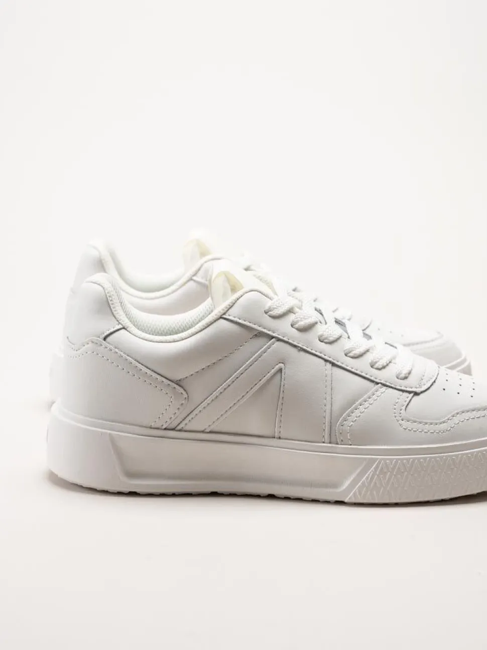 ARKK Copenhagen - Uncover - Vita sneakers i skinn