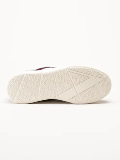 ARKK Copenhagen - Uncover - Vita skinnsneakers med mockadetaljer