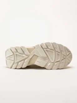 ARKK Copenhagen - Waste Zero Bright White - Vita slip on sneakers i textil