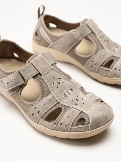 Axelda - Cleveland - Beige sandalskor i mocka och textil