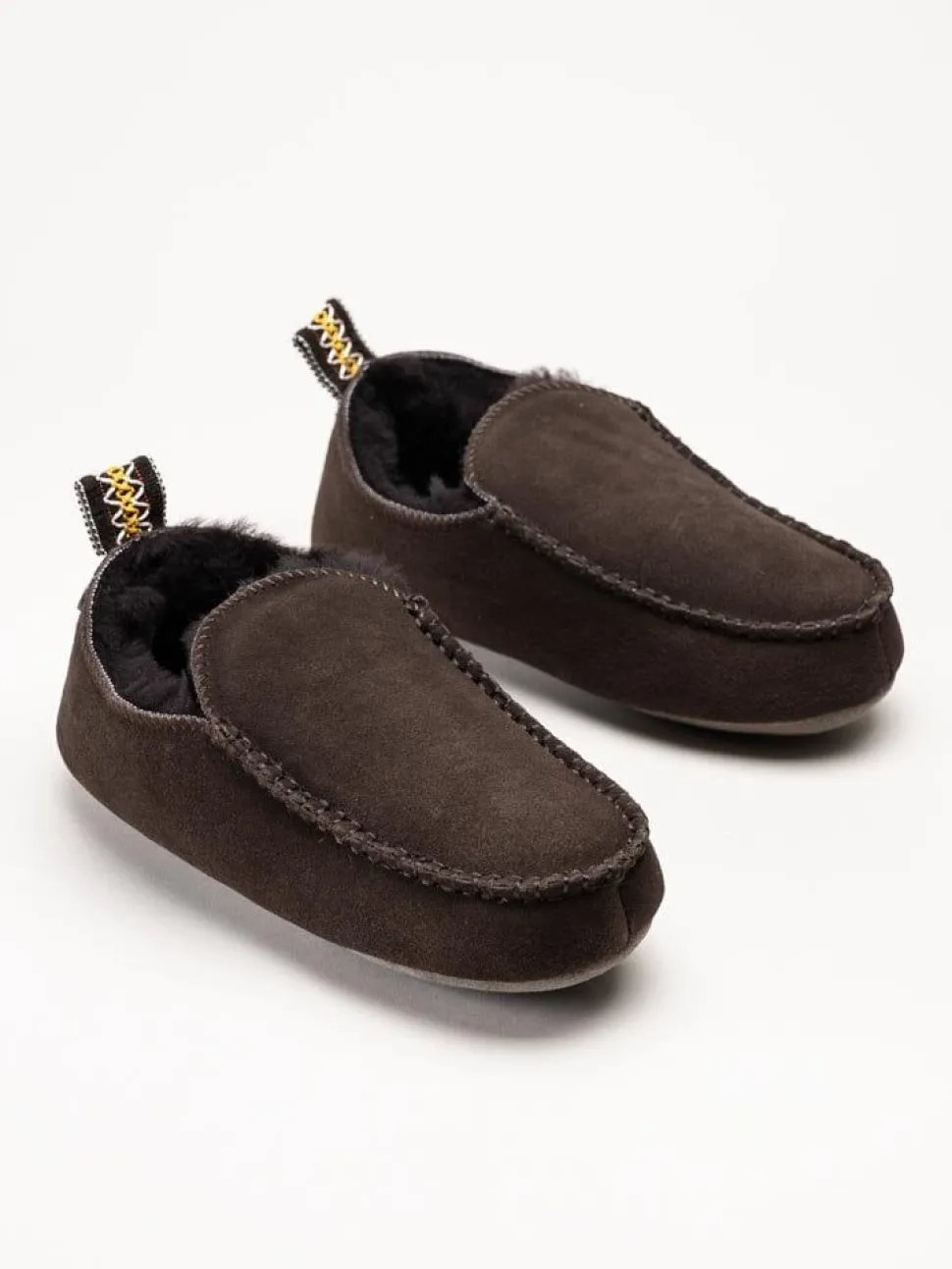 Axelda - Edinburgh 2 - Mörkbruna slip on fårskinnstofflor