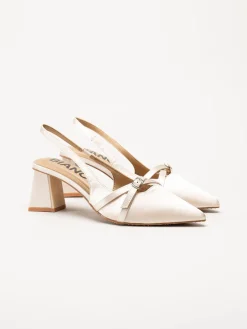 Bianco - Biamaralyn Buckle - Offwhite slingback pumps i satin