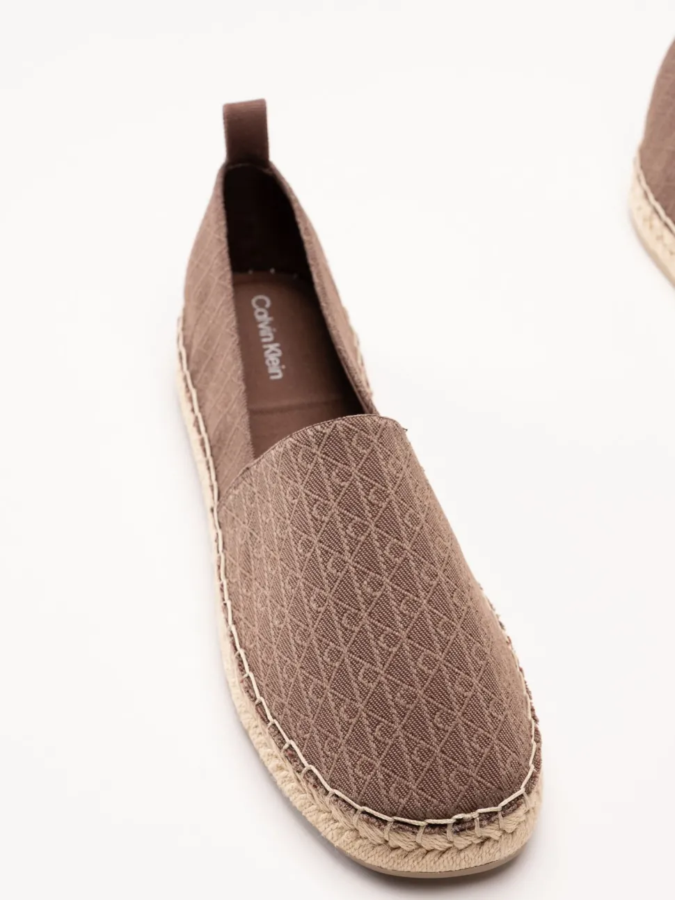 Calvin Klein - Oblique AOP - Mörkbruna espadrillos