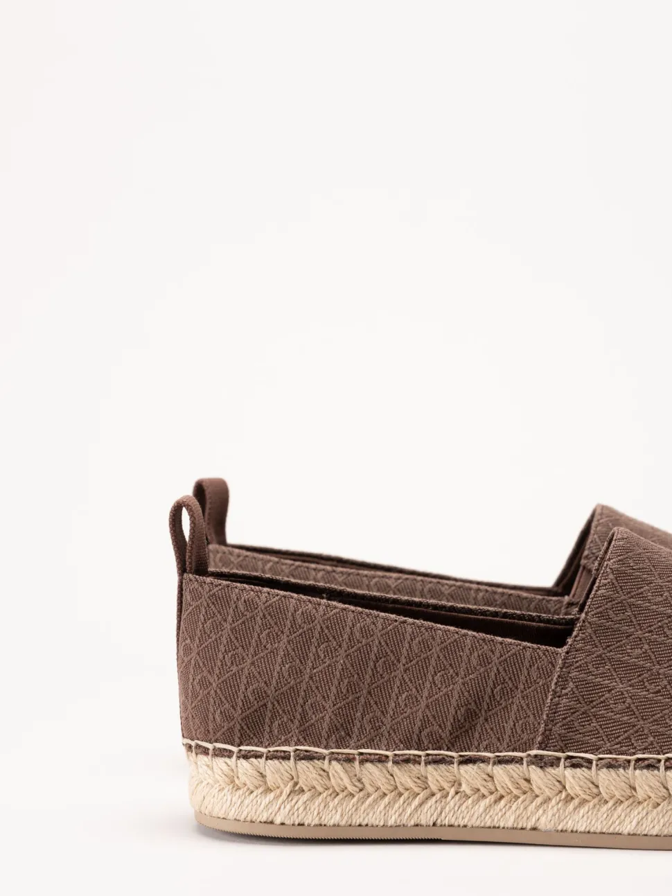 Calvin Klein - Oblique AOP - Mörkbruna espadrillos
