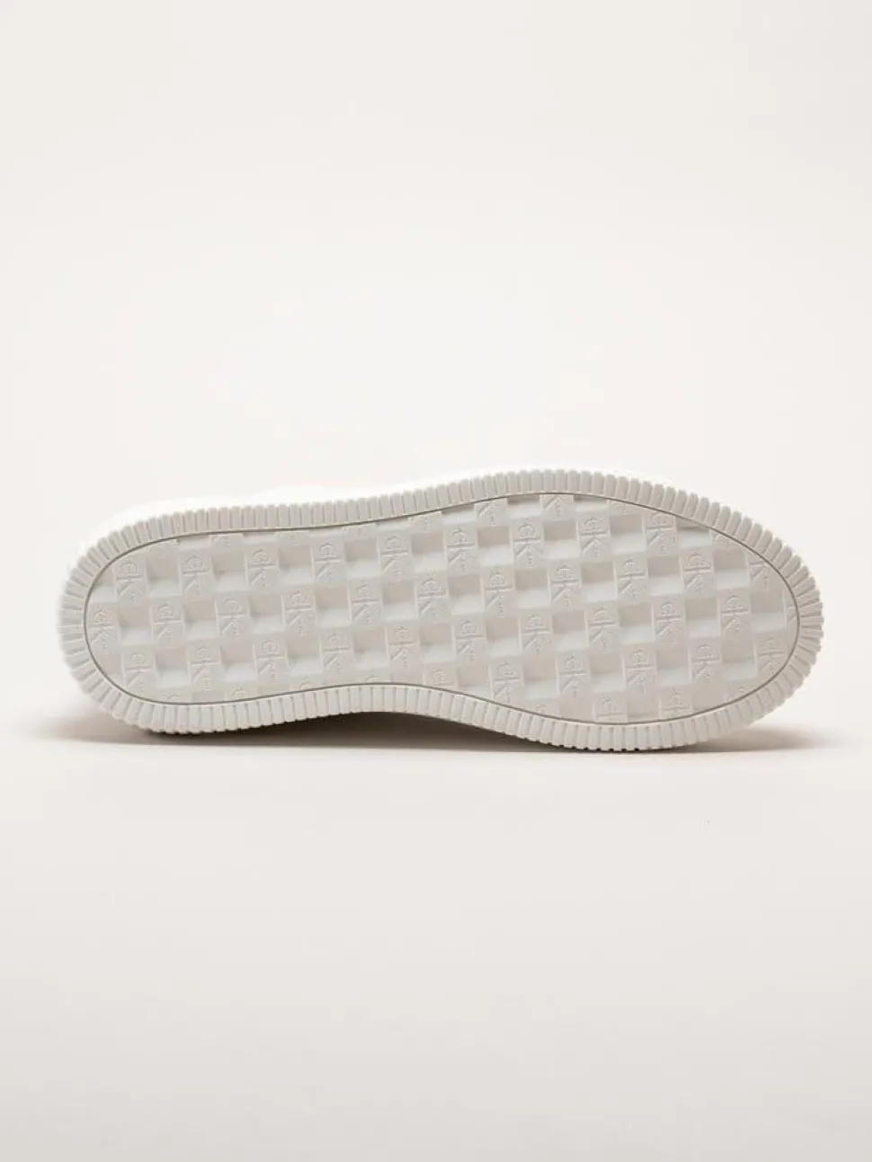 Calvin Klein - SEAMUS 20L - Vita sneakers i skinn