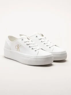 Calvin Klein - Vulc Flatform Low CV Mg - Vita platåsneakers i textil