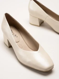 Caprice - Beige pumps i skinn