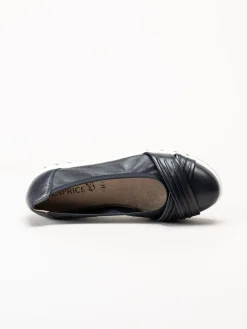 Caprice - Mörkblå ballerinaskor i skinn
