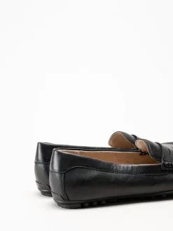 Caprice - Svarta loafers i skinn
