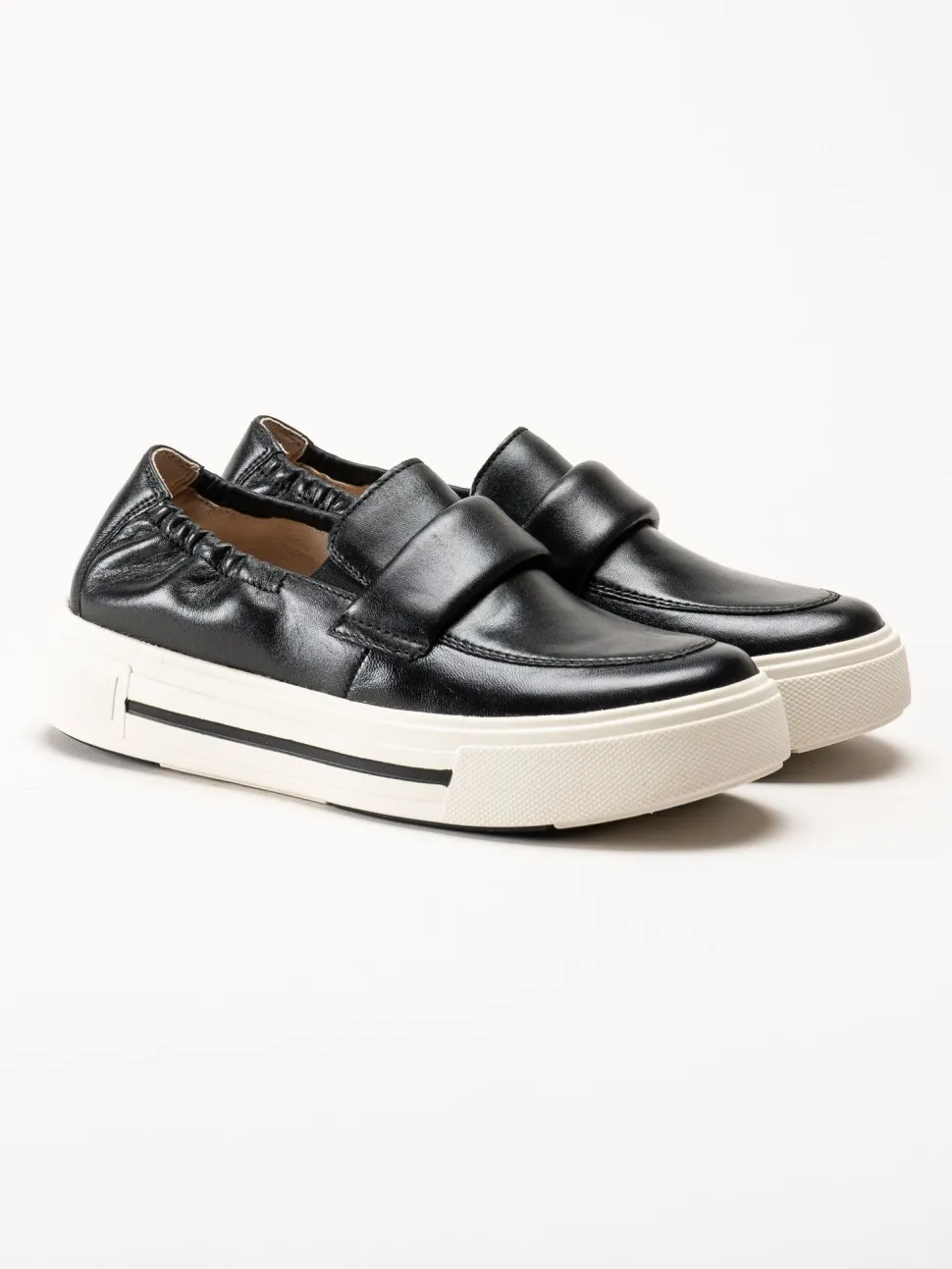 Caprice - Svarta loafers i skinn
