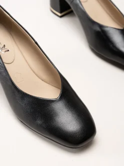 Caprice - Svarta pumps i skinn