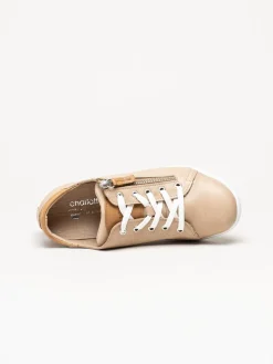 Charlotte of Sweden - Beige sneakers i skinn