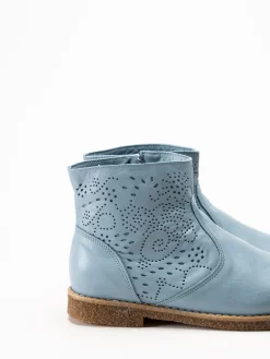 Charlotte of Sweden - Blå boots i skinn