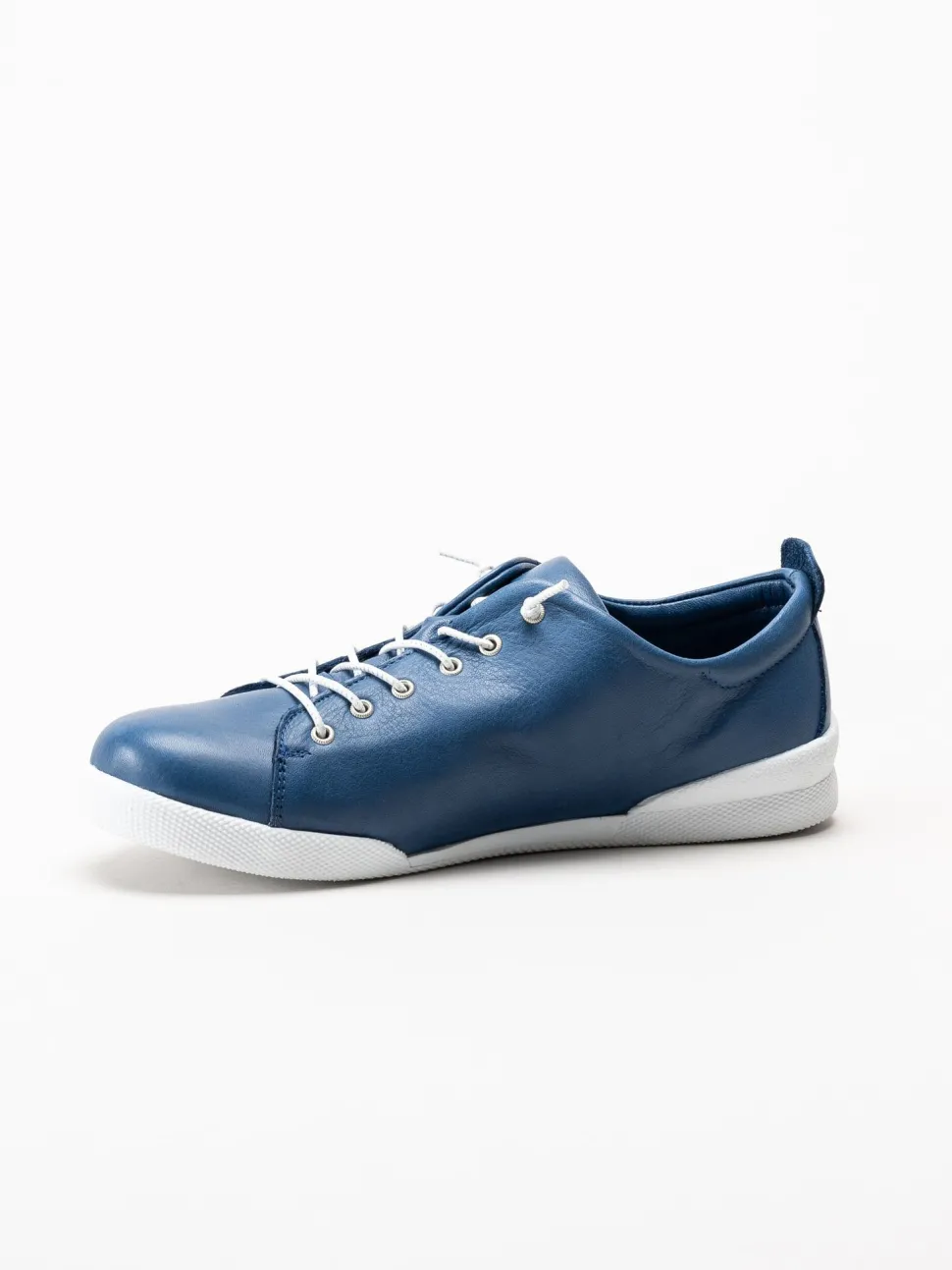 Charlotte of Sweden - Blå sneakers i skinn