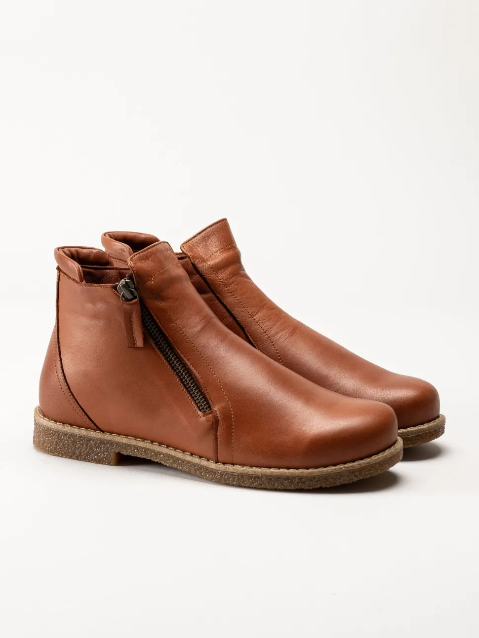 Charlotte of Sweden - Bruna boots i skinn