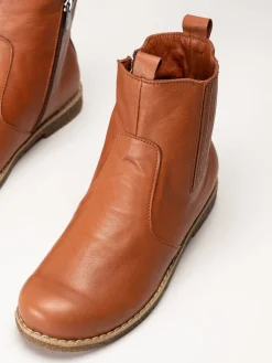 Charlotte of Sweden - Bruna boots i skinn