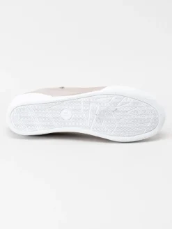 Charlotte of Sweden - Ljusgrå sneakers i skinn