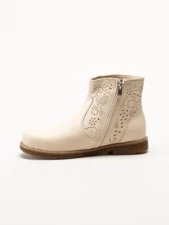 Charlotte of Sweden - Offwhite boots i skinn