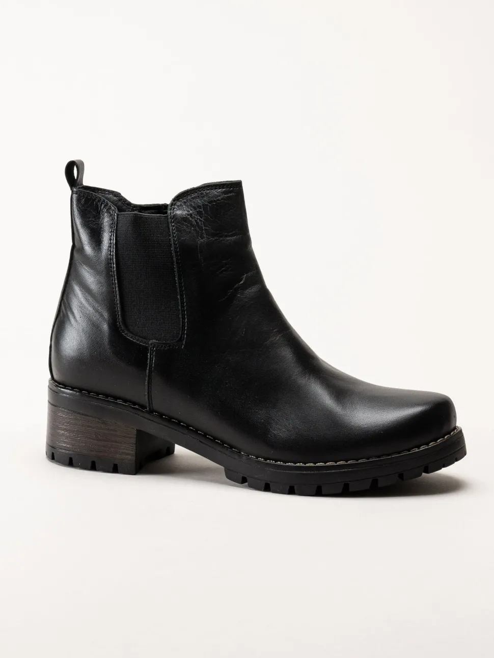 Charlotte of Sweden - Svarta chelsea boots i skinn