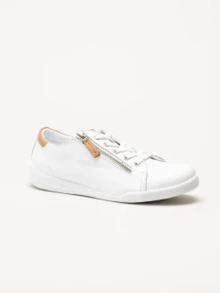 Charlotte of Sweden - Vita sneakers i skinn
