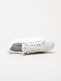 Charlotte of Sweden - Vita sneakers i skinn