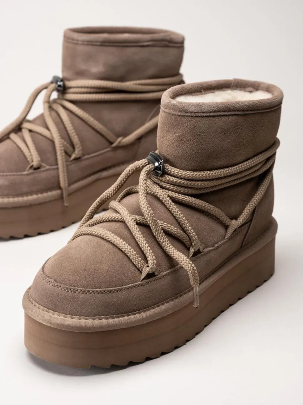 Colors of California - Beige fodrade platåboots