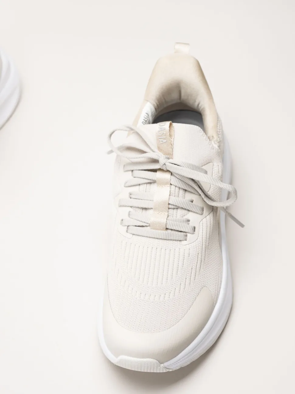 Dasia - Beige sportskor