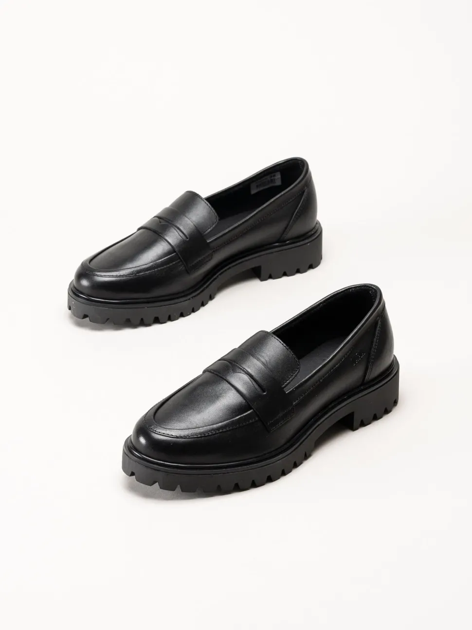 Dasia - Lita - Svarta pennyloafers i skinn