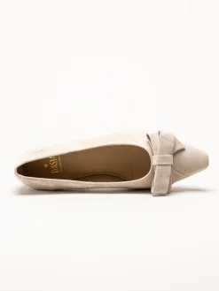 Dasia - Verbena - Beige pumps i mocka