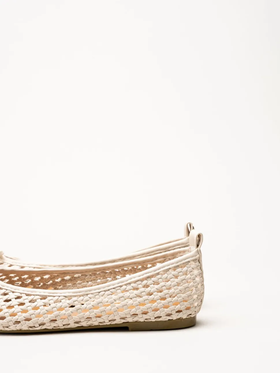 Duffy - Beige flätad ballerinaskor