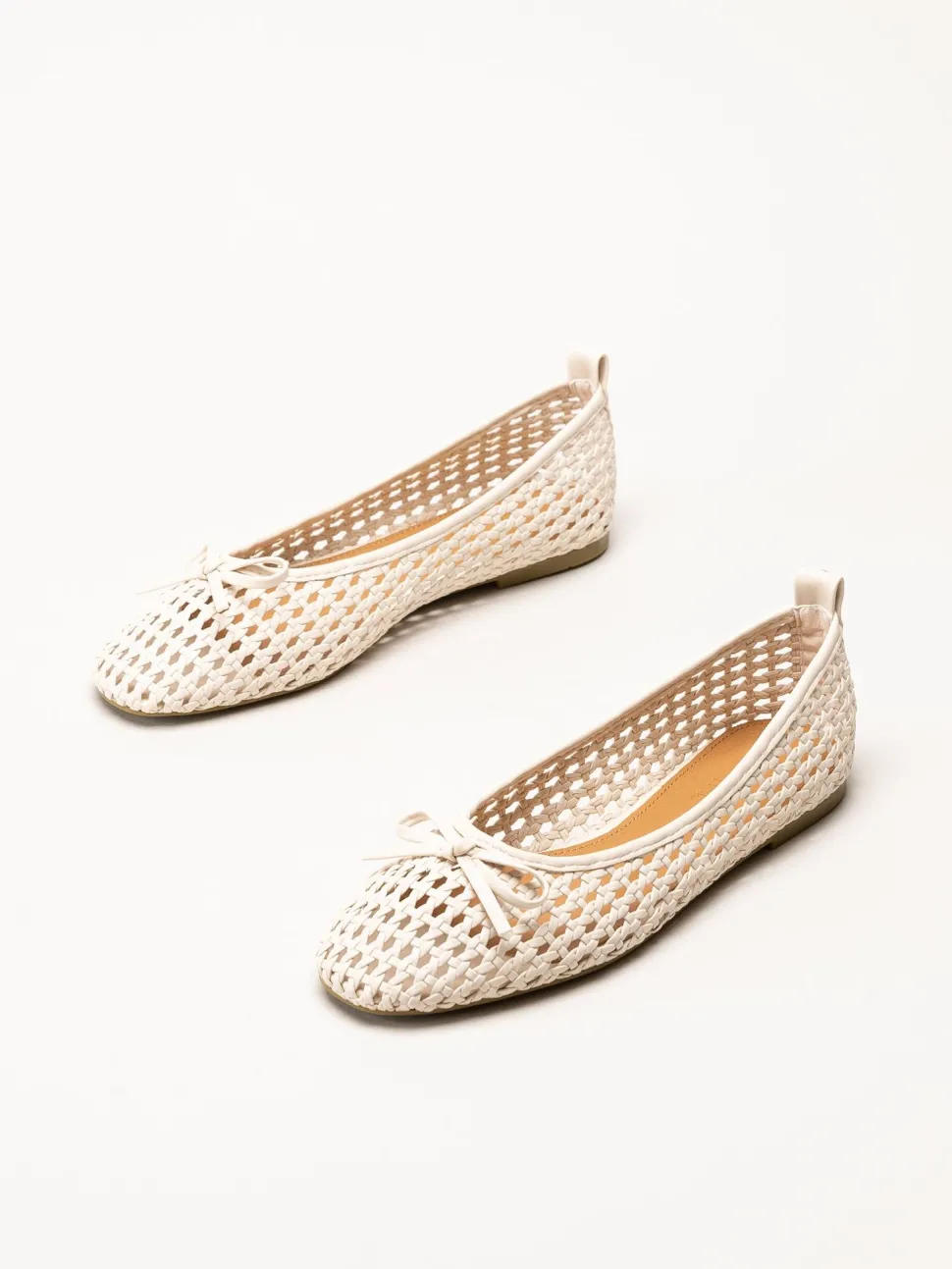 Duffy - Beige flätad ballerinaskor