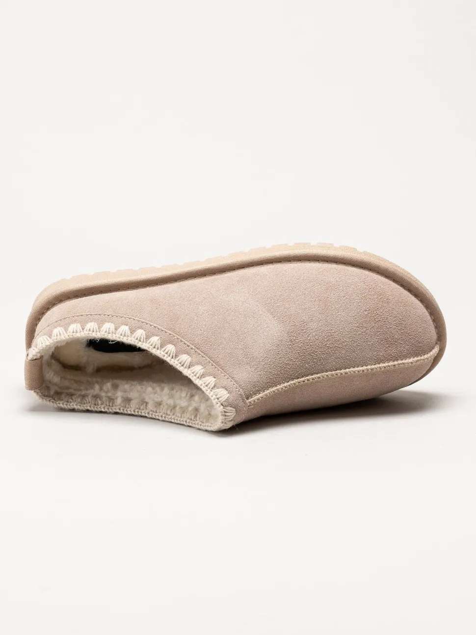 Duffy - Beige varmfodrade tofflor i mocka