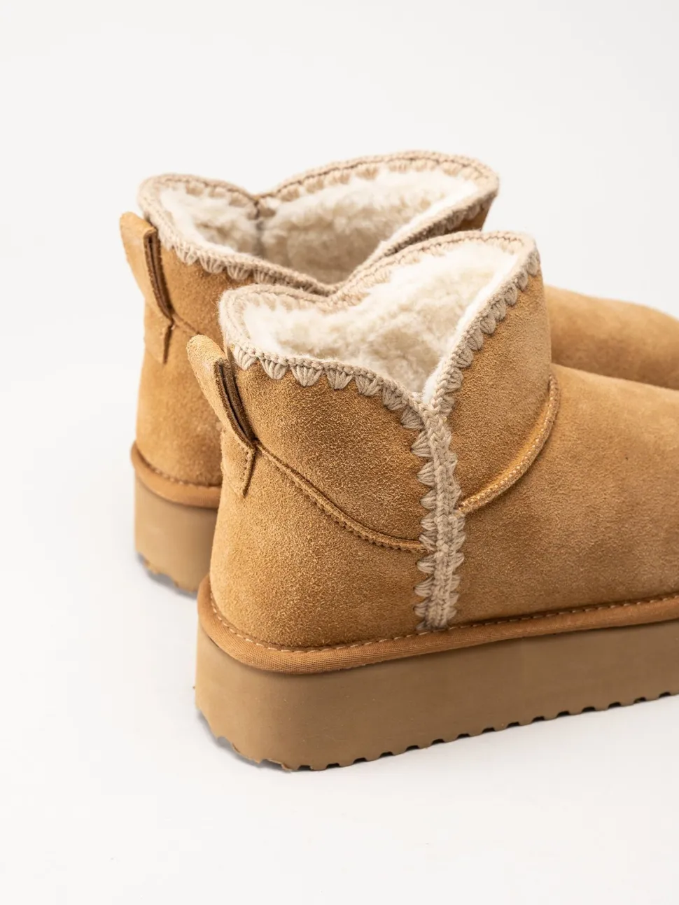Duffy - Bruna varmfodrade platåboots i mocka