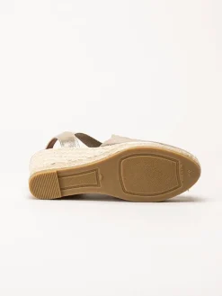 Duffy - Guldmetallic kilklackade espadrillos