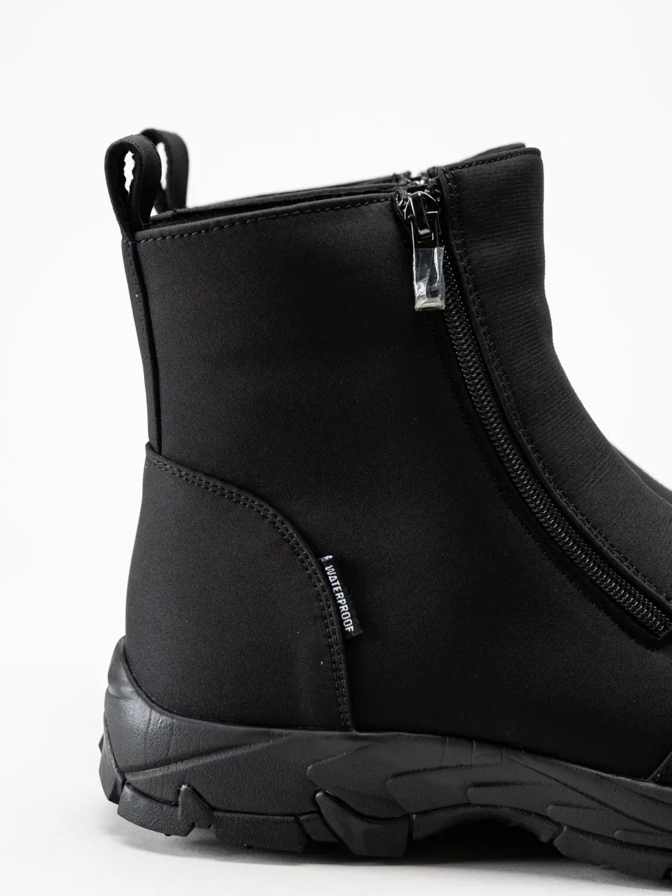Eskimo - Drayton M Studs - Svarta fodrade boots med dubbar