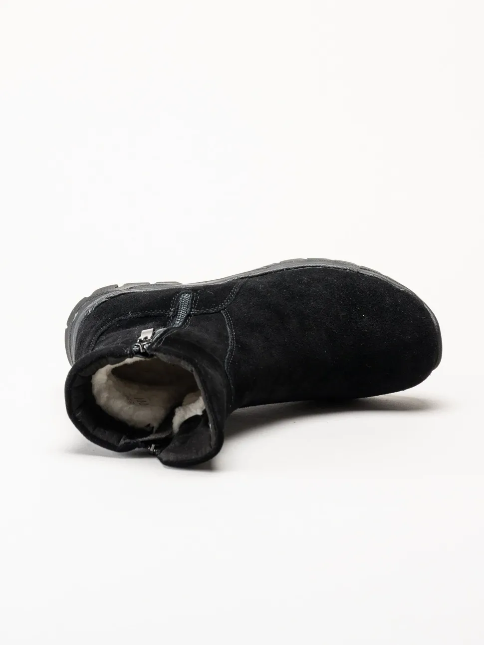 Eskimo - Kenton Studs - Svarta fodrade boots med dobbar i mocka