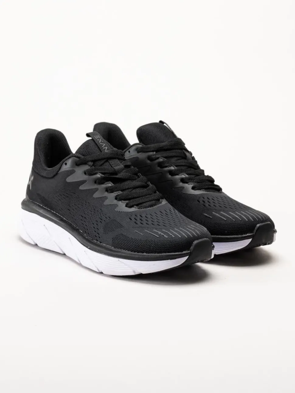 Exani - Aviator M - Svarta sneakers i textil
