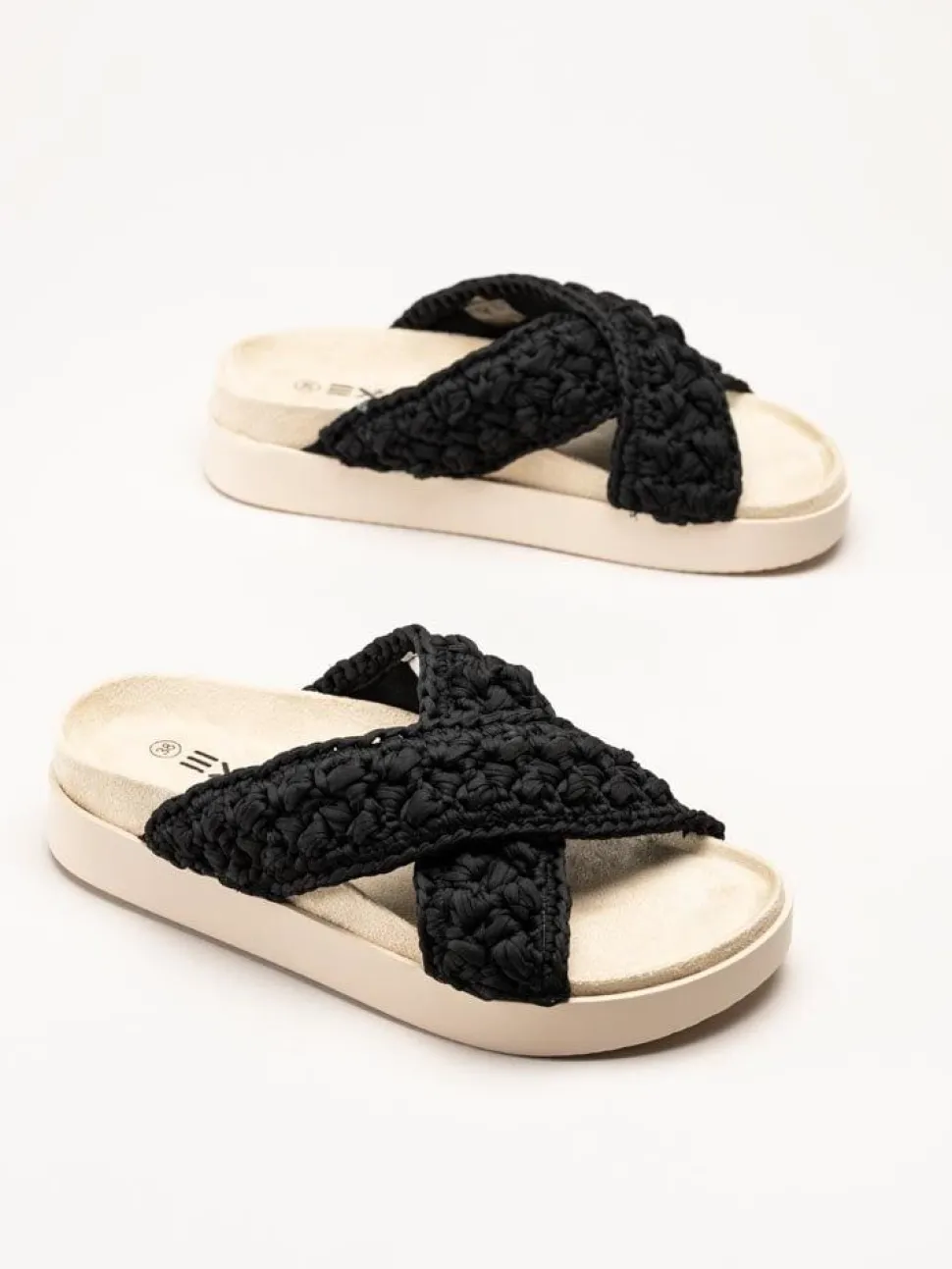 Exani - Leona - Svarta slip in tofflor