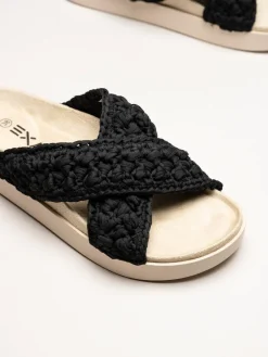 Exani - Leona - Svarta slip in tofflor