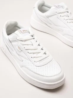 FILA - Noclaf Wmn - Vita sneakers i skinnimitation