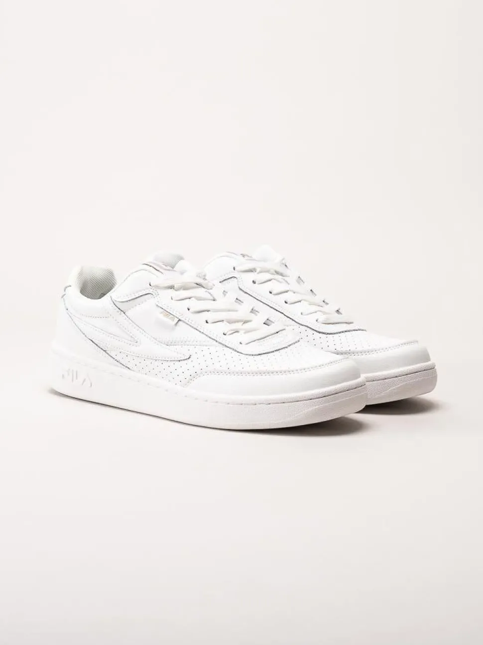 FILA - Noclaf Wmn - Vita sneakers i skinnimitation