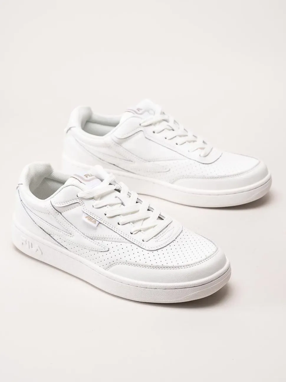 FILA - Noclaf Wmn - Vita sneakers i skinnimitation